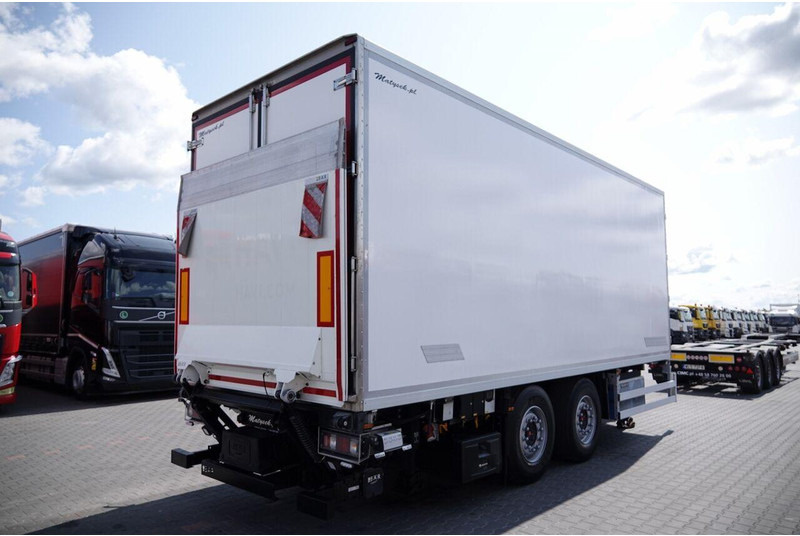 Wielton PRZYCZEPA CHŁODNIA / IGLOOCAR / THERMO KING - FRIGOBLOCK / WINDA - Remolque frigorífico: foto 5 Wielton PRZYCZEPA CHŁODNIA / IGLOOCAR / THERMO KING - FRIGOBLOCK / WINDA - Remolque frigorífico: foto 5