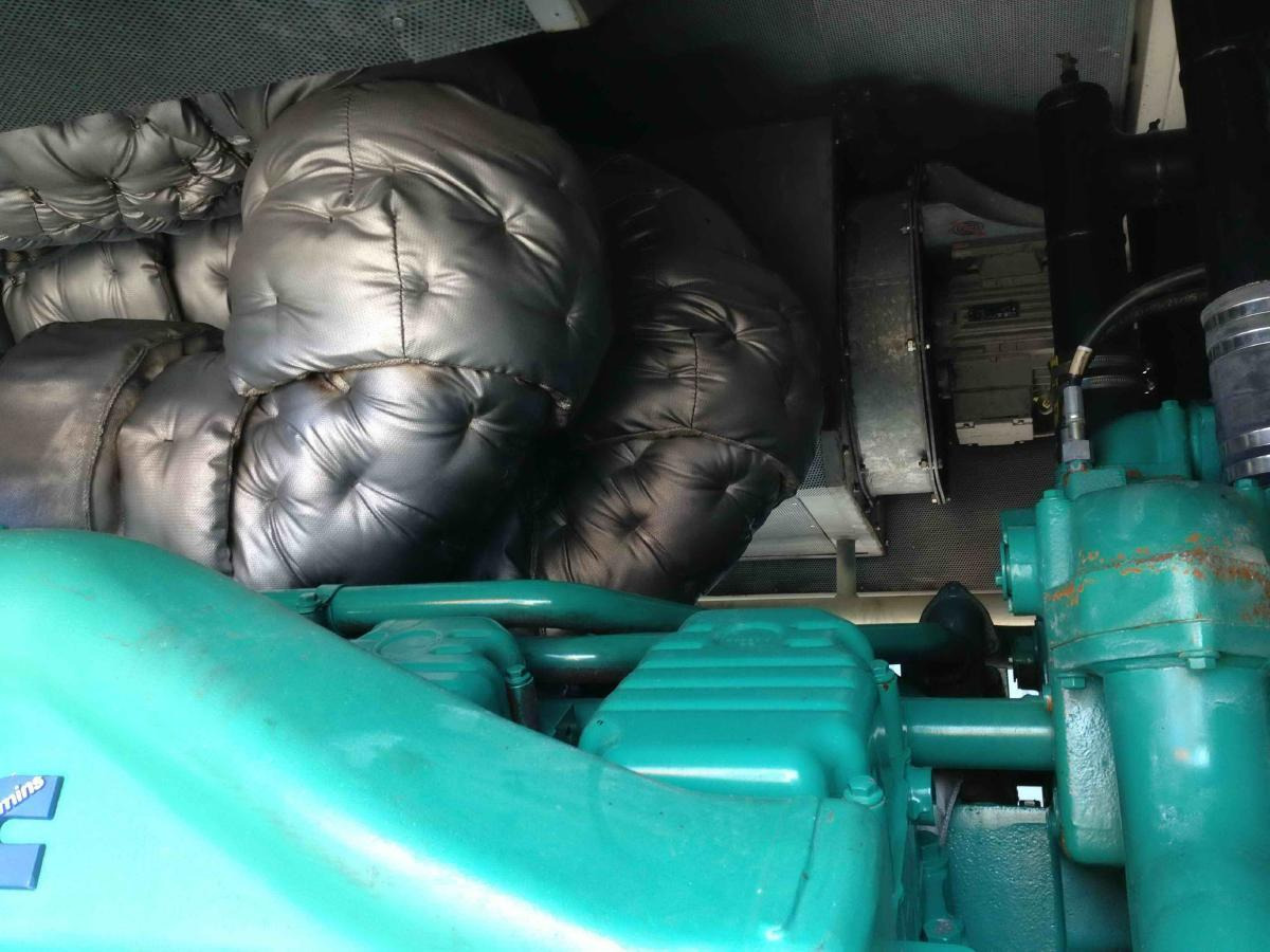 Generador industriale Cummins Generator 1250 KVA QSK45-G4 Engine Super silent Silent: foto 12