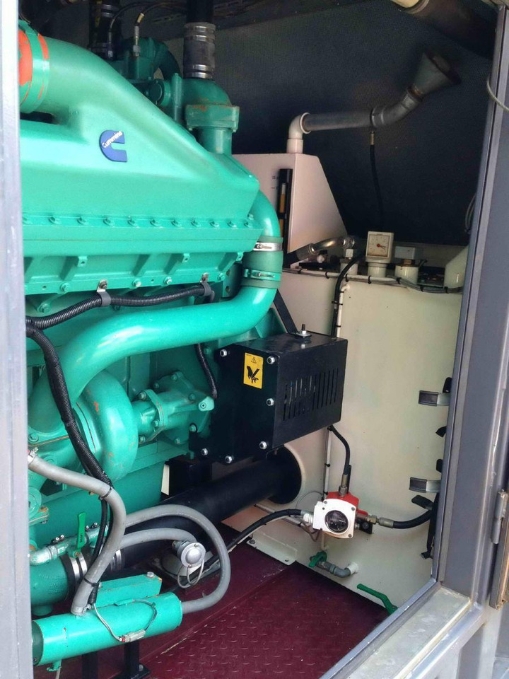 Generador industriale Cummins Generator 1250 KVA QSK45-G4 Engine Super silent Silent: foto 11