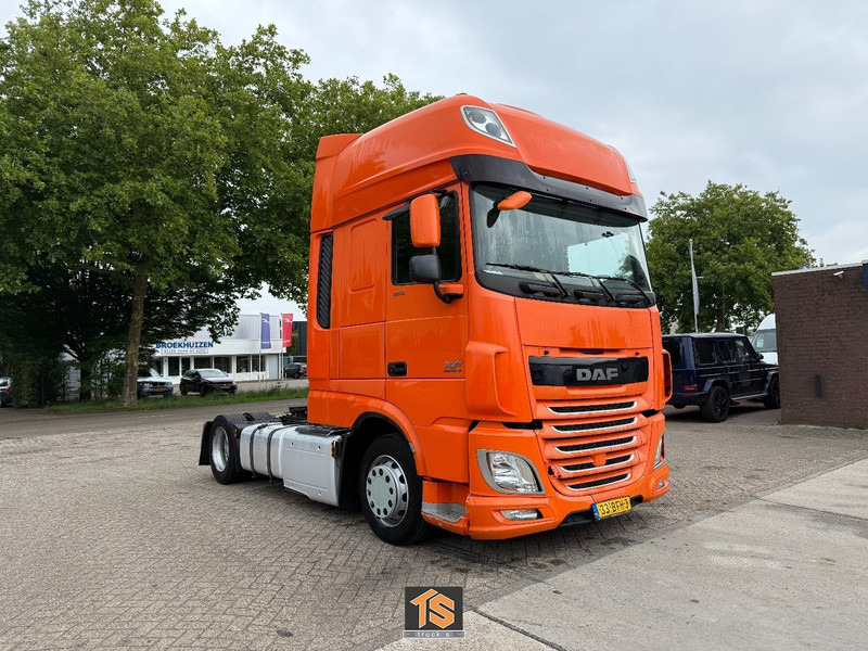 DAF XF 460 FT MEGA/LOW - 2 TANKS - NL TOP TRUCK - TUV 1/26 - Cabeza tractora: foto 2 DAF XF 460 FT MEGA/LOW - 2 TANKS - NL TOP TRUCK - TUV 1/26 - Cabeza tractora: foto 2