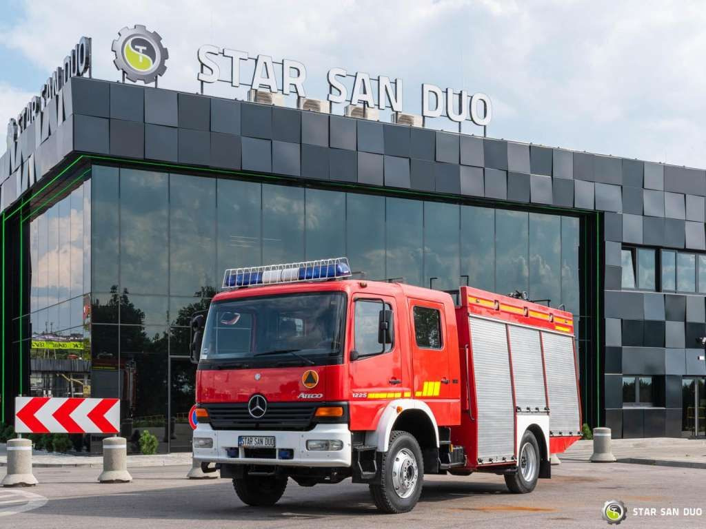 Mercedes-Benz 4x4 ATEGO 1225 CNBOP Fire Brigade - Camión: foto 1 Mercedes-Benz 4x4 ATEGO 1225 CNBOP Fire Brigade - Camión: foto 1