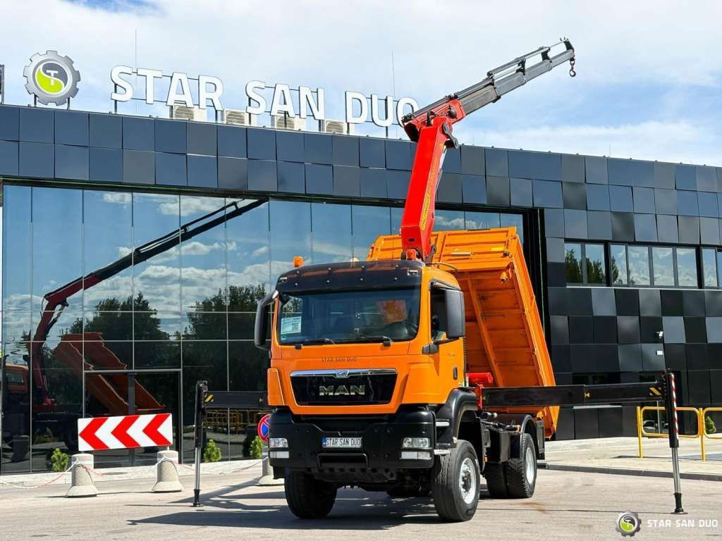 MAN TGS 18.480 4x4 PALFINGER PK 22002 Crane Kipper - Camión volquete: foto 1 MAN TGS 18.480 4x4 PALFINGER PK 22002 Crane Kipper - Camión volquete: foto 1