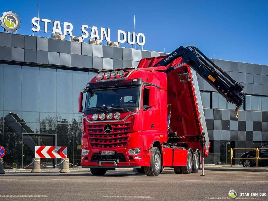 Mercedes-Benz AROCS 3358L 6x4 HIAB 192X-HIPRO E-6 Crane Kippe - Camión grúa: foto 3 Mercedes-Benz AROCS 3358L 6x4 HIAB 192X-HIPRO E-6 Crane Kippe - Camión grúa: foto 3