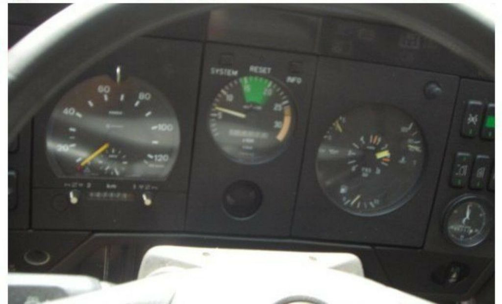 Barredora vial Mercedes-Benz SK 1820 4x2 Schienenreinigungs Kehrmaschine RAIL: foto 11