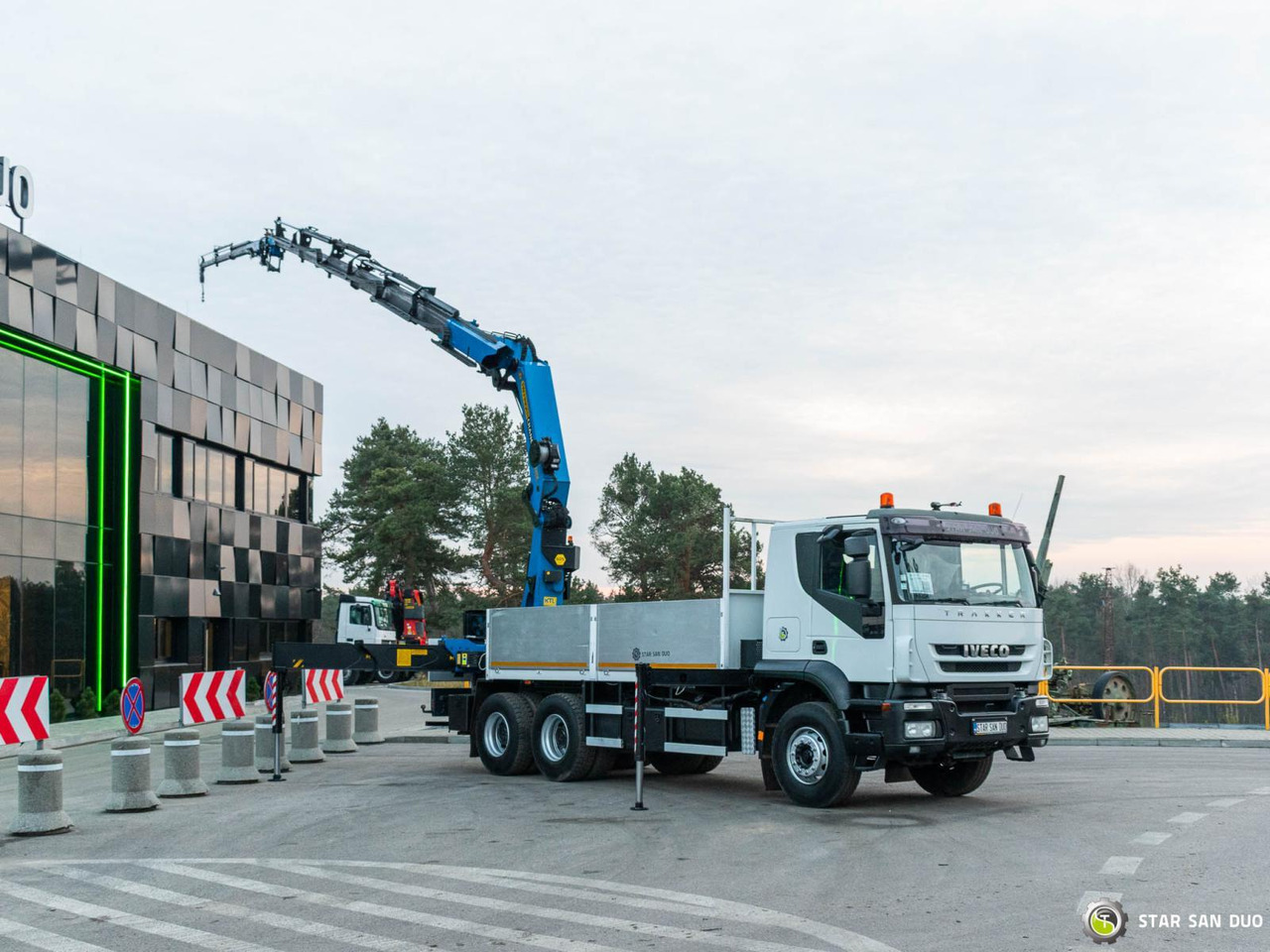 - Camión grúa: foto 4 - Camión grúa: foto 4