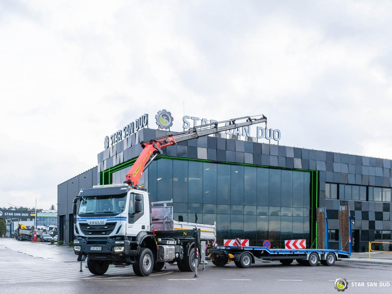 - Camión grúa: foto 3 - Camión grúa: foto 3