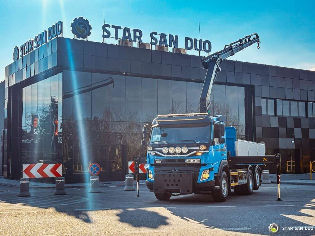 Volvo FMX 410 6x2 PALFINGER PK 18002 Crane 340 Hours - Camión volquete: foto 2 Volvo FMX 410 6x2 PALFINGER PK 18002 Crane 340 Hours - Camión volquete: foto 2