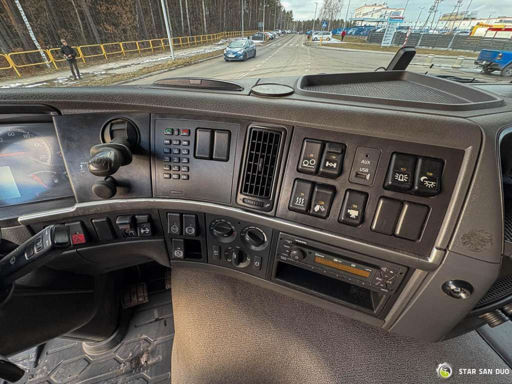 Camión grúa Volvo  FMX 500 8x2 Effer 585 Fly Jib Winch Crane Kran: foto 20