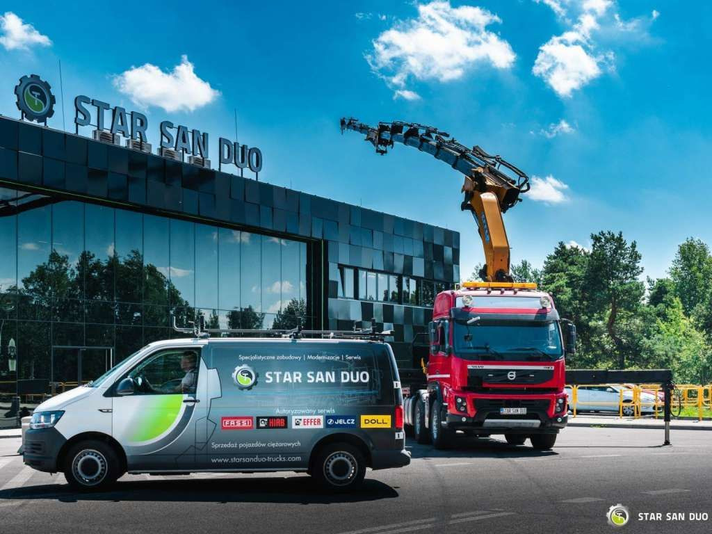 Camión grúa Volvo  FMX 500 8x2 Effer 585 Fly Jib Winch Crane Kran: foto 30