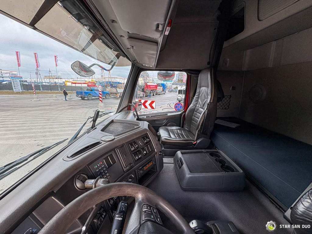 Camión grúa Volvo  FMX 500 8x2 Effer 585 Fly Jib Winch Crane Kran: foto 18