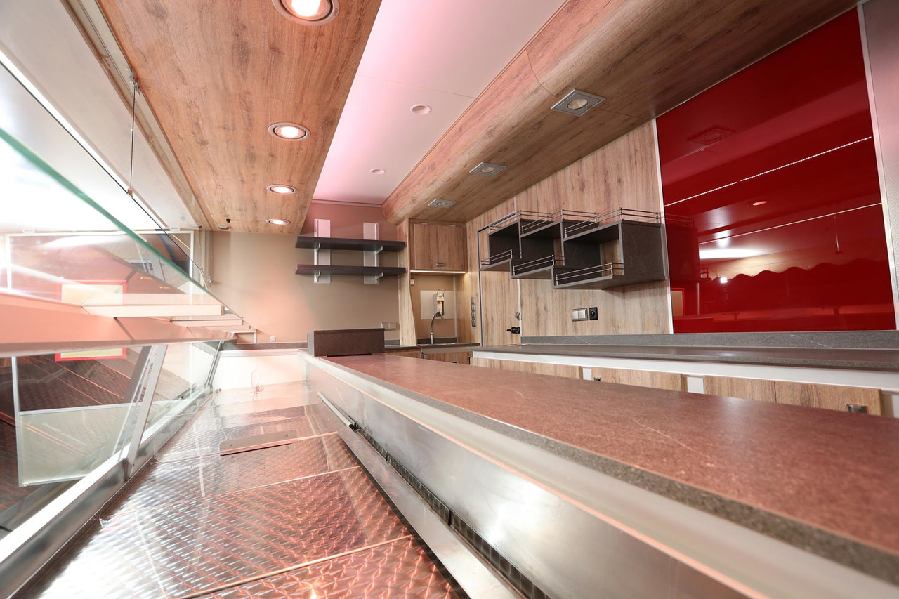 Wochenmarktmobil BORCO HÖHNS - Camión tienda: foto 4 Wochenmarktmobil BORCO HÖHNS - Camión tienda: foto 4