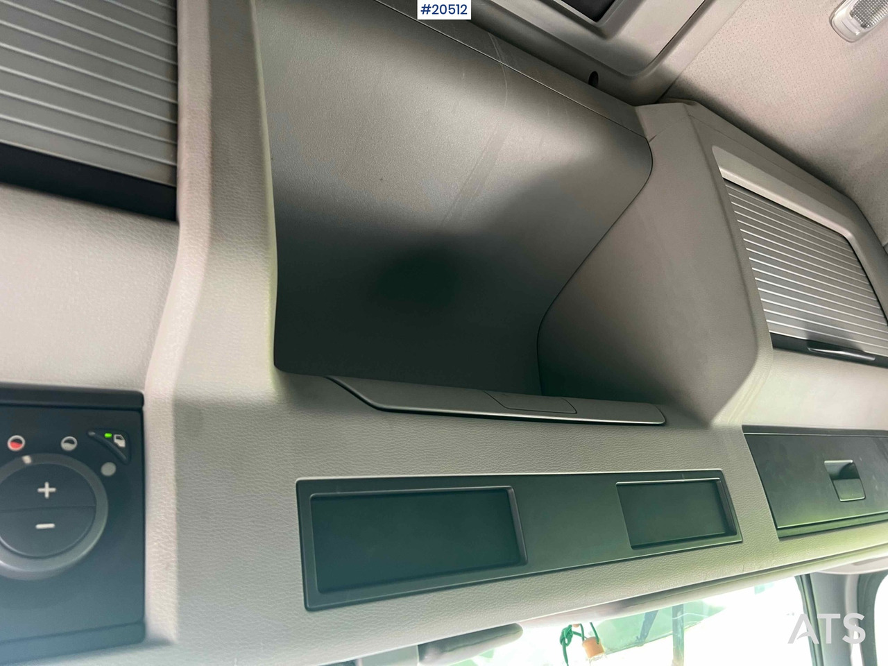 Cabeza tractora Volvo FH16: foto 28