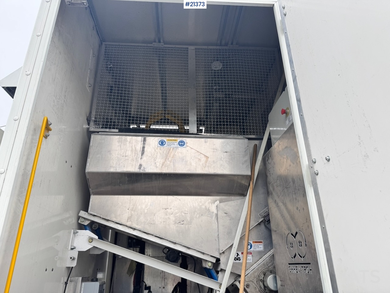 Trituradora de residuos, Camión DAF LF 260 Makuleringsbil. 37 000 km! Må Sees!: foto 13 Trituradora de residuos, Camión DAF LF 260 Makuleringsbil. 37 000 km! Må Sees!: foto 13