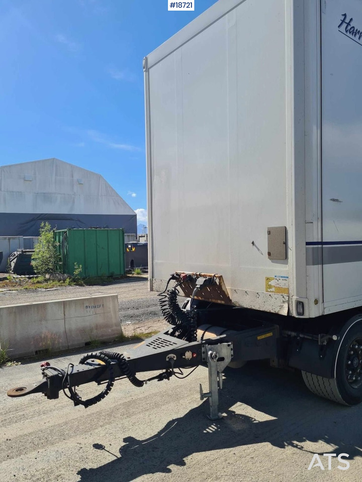 Ekeri 3-axle cabinet semitrailer w/ full side opening. - Remolque caja cerrada: foto 4 Ekeri 3-axle cabinet semitrailer w/ full side opening. - Remolque caja cerrada: foto 4