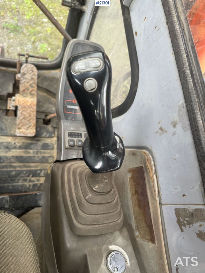 Excavadora de cadenas Hitachi EX60: foto 32