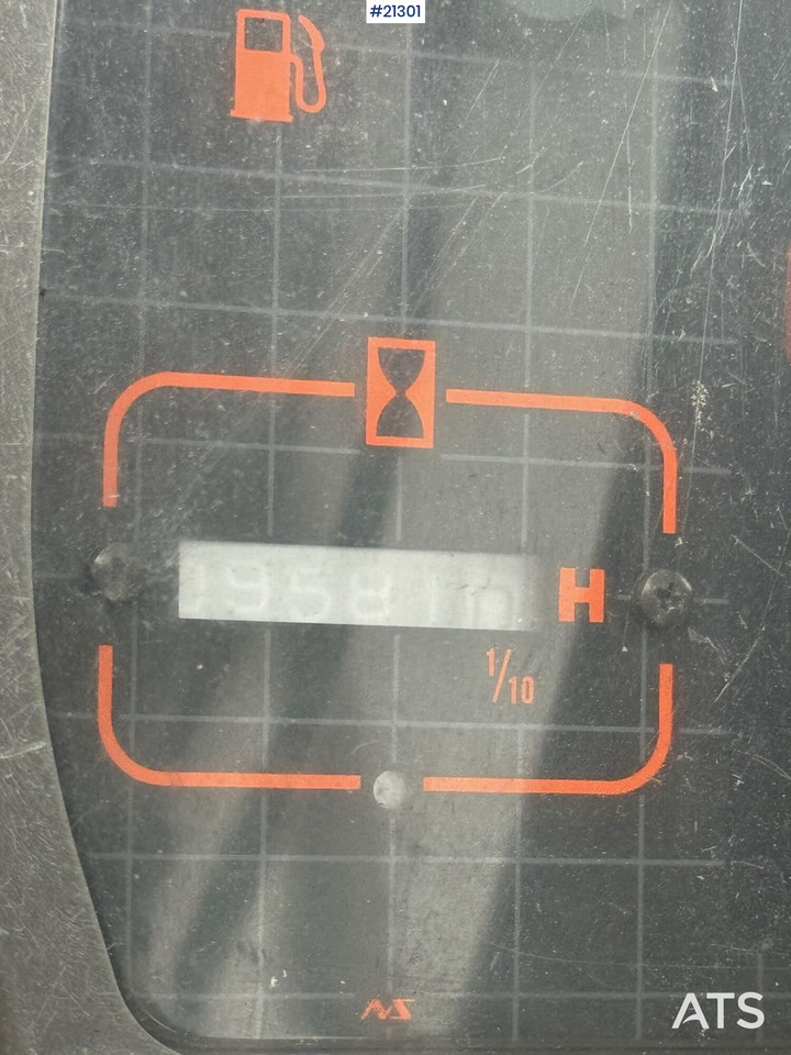 Excavadora de cadenas Hitachi EX60: foto 31