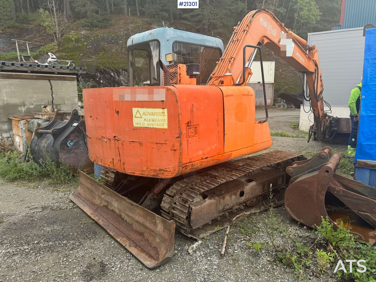 Excavadora de cadenas Hitachi EX60: foto 7