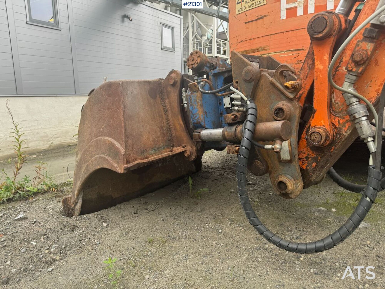Excavadora de cadenas Hitachi EX60: foto 26