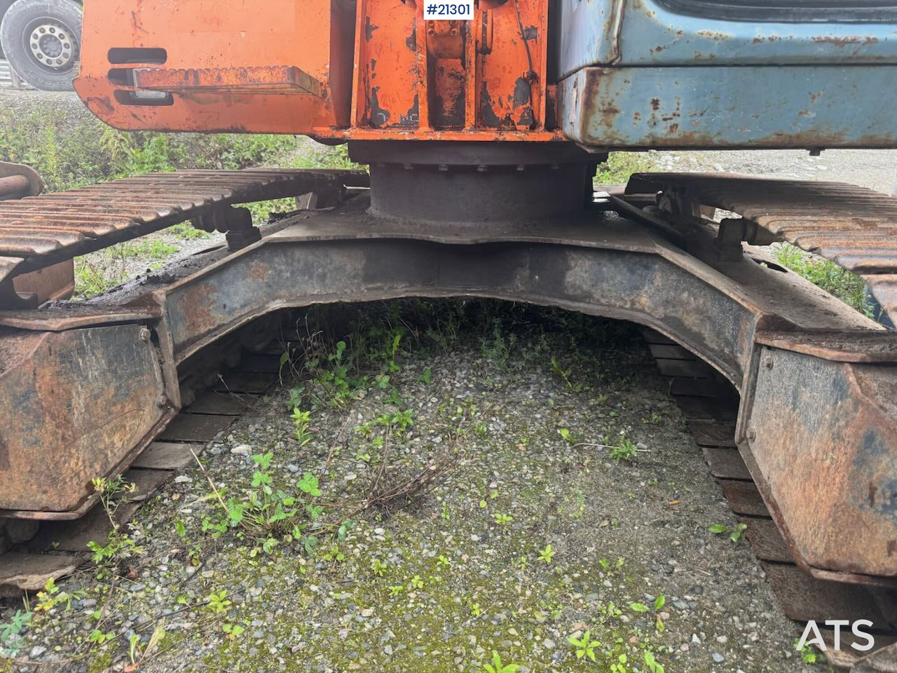 Excavadora de cadenas Hitachi EX60: foto 20