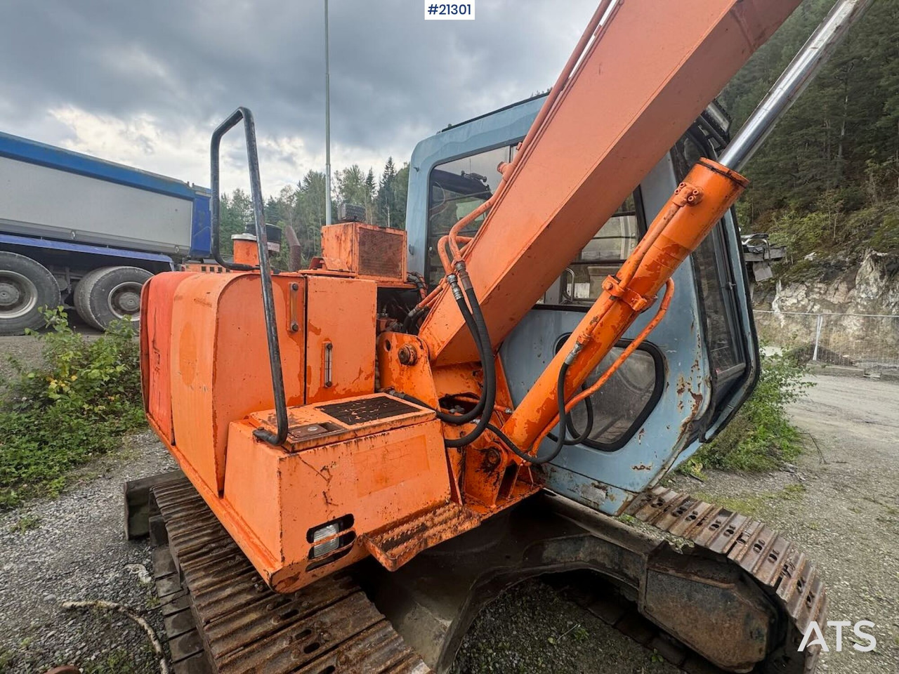 Excavadora de cadenas Hitachi EX60: foto 25