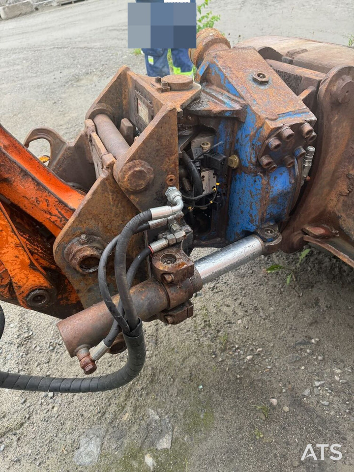 Excavadora de cadenas Hitachi EX60: foto 24