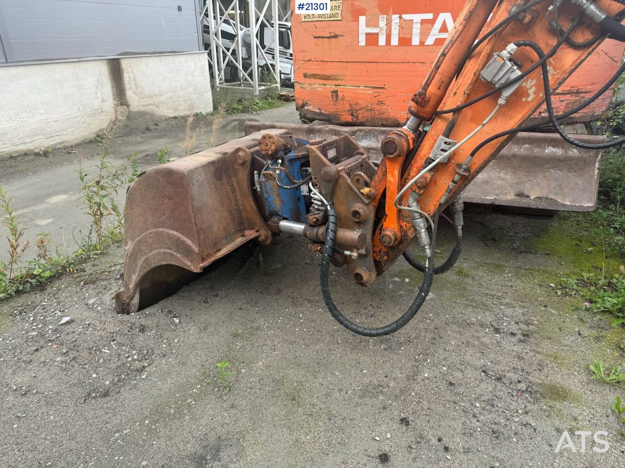Excavadora de cadenas Hitachi EX60: foto 21