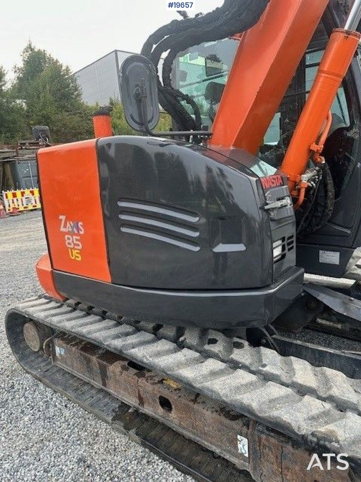 Hitachi ZX85-US5 - Excavadora: foto 4 Hitachi ZX85-US5 - Excavadora: foto 4