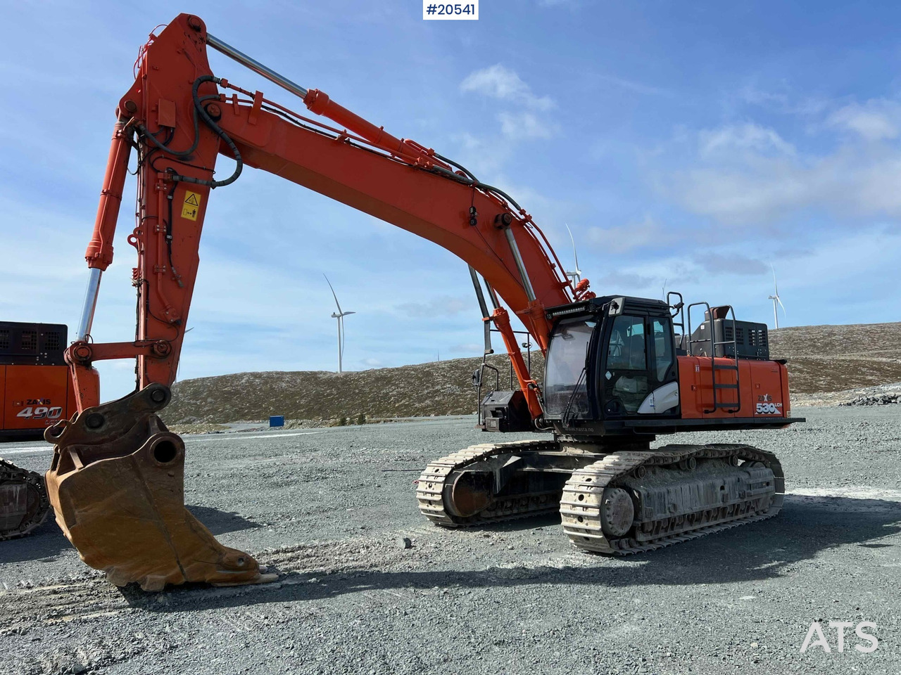 Hitachi zx530LCH-6 - Excavadora: foto 1 Hitachi zx530LCH-6 - Excavadora: foto 1