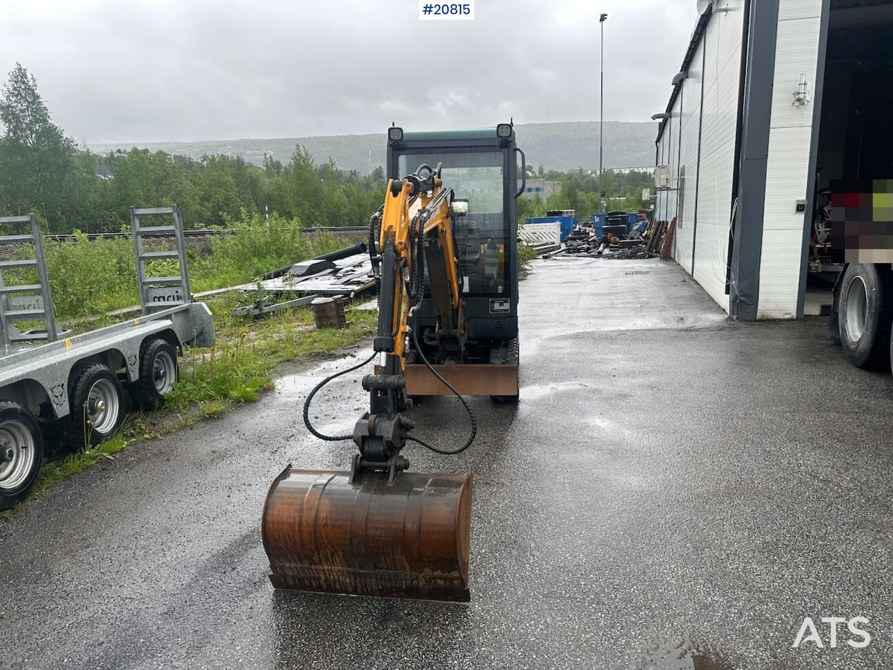 Miniexcavadora Infront YFE20: foto 6