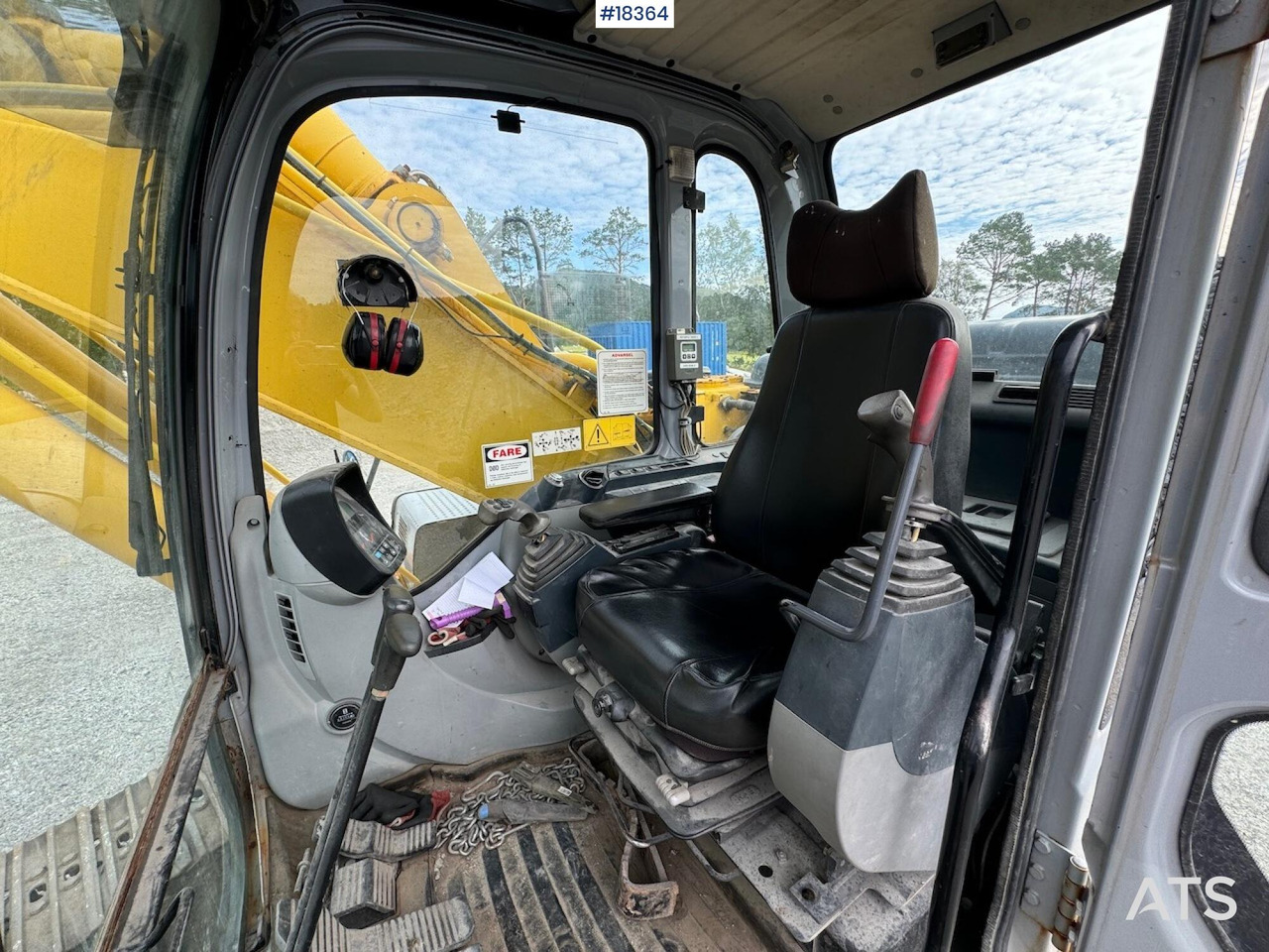 Excavadora Kobelco E215B: foto 22