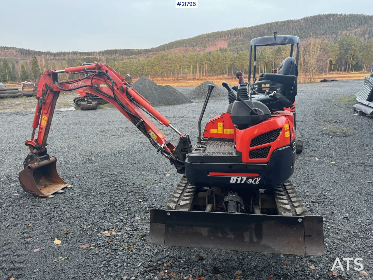 Kubota U17-3a Beltegraver m/ pusseskuffe. Spesialbygd for flytting med hellikopter. - Miniexcavadora: foto 1 Kubota U17-3a Beltegraver m/ pusseskuffe. Spesialbygd for flytting med hellikopter. - Miniexcavadora: foto 1