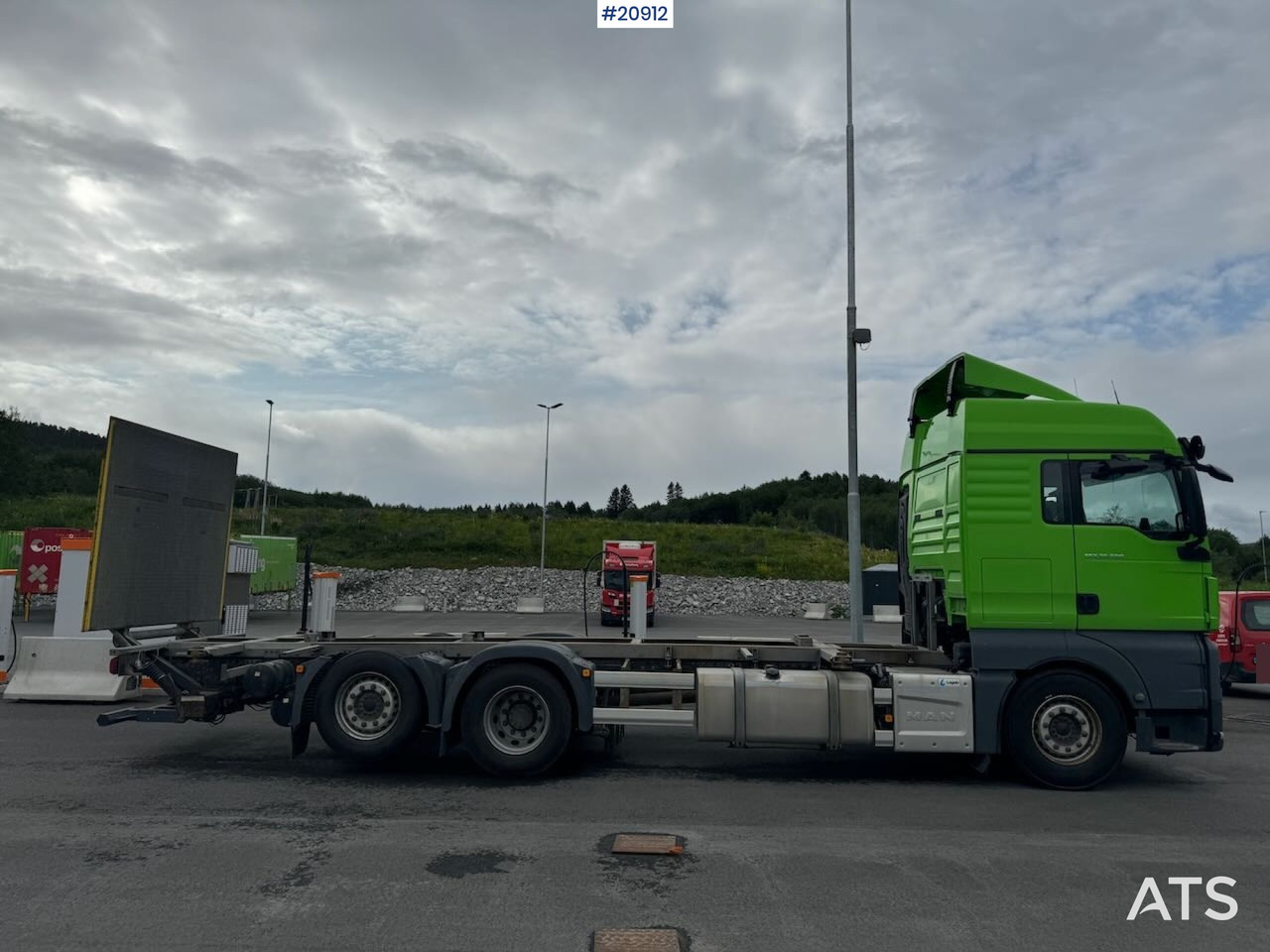 MAN TGX 26.500 - Camión portacontenedore/ Intercambiable: foto 4 MAN TGX 26.500 - Camión portacontenedore/ Intercambiable: foto 4