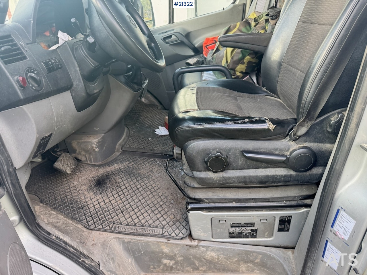 Furgón, Vehículo municipal Mercedes Sprinter 516: foto 32