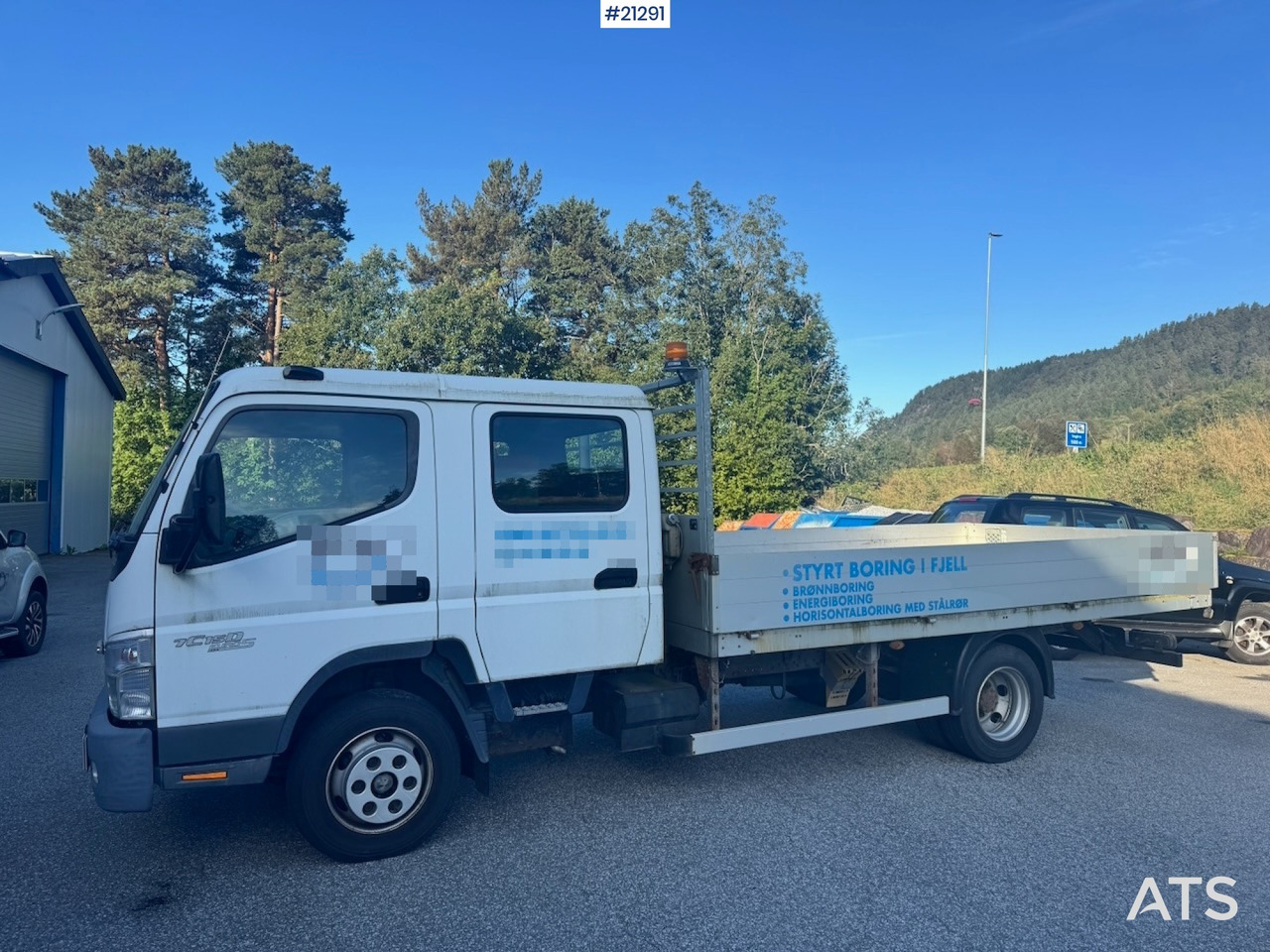 Mitsubishi Fuso Canter - Camión caja abierta: foto 2 Mitsubishi Fuso Canter - Camión caja abierta: foto 2
