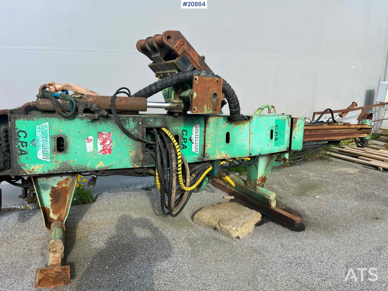 Montabert CPA500 boretårn m/ hc 150 hammer - Perforadora: foto 3 Montabert CPA500 boretårn m/ hc 150 hammer - Perforadora: foto 3