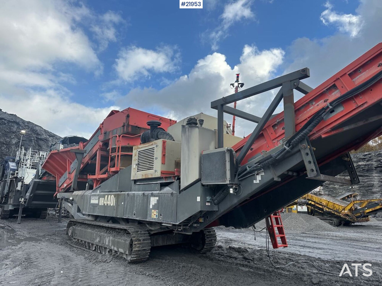 Sandvik UH440i spindel. SE VIDEO. - Trituradora de cono: foto 4 Sandvik UH440i spindel. SE VIDEO. - Trituradora de cono: foto 4