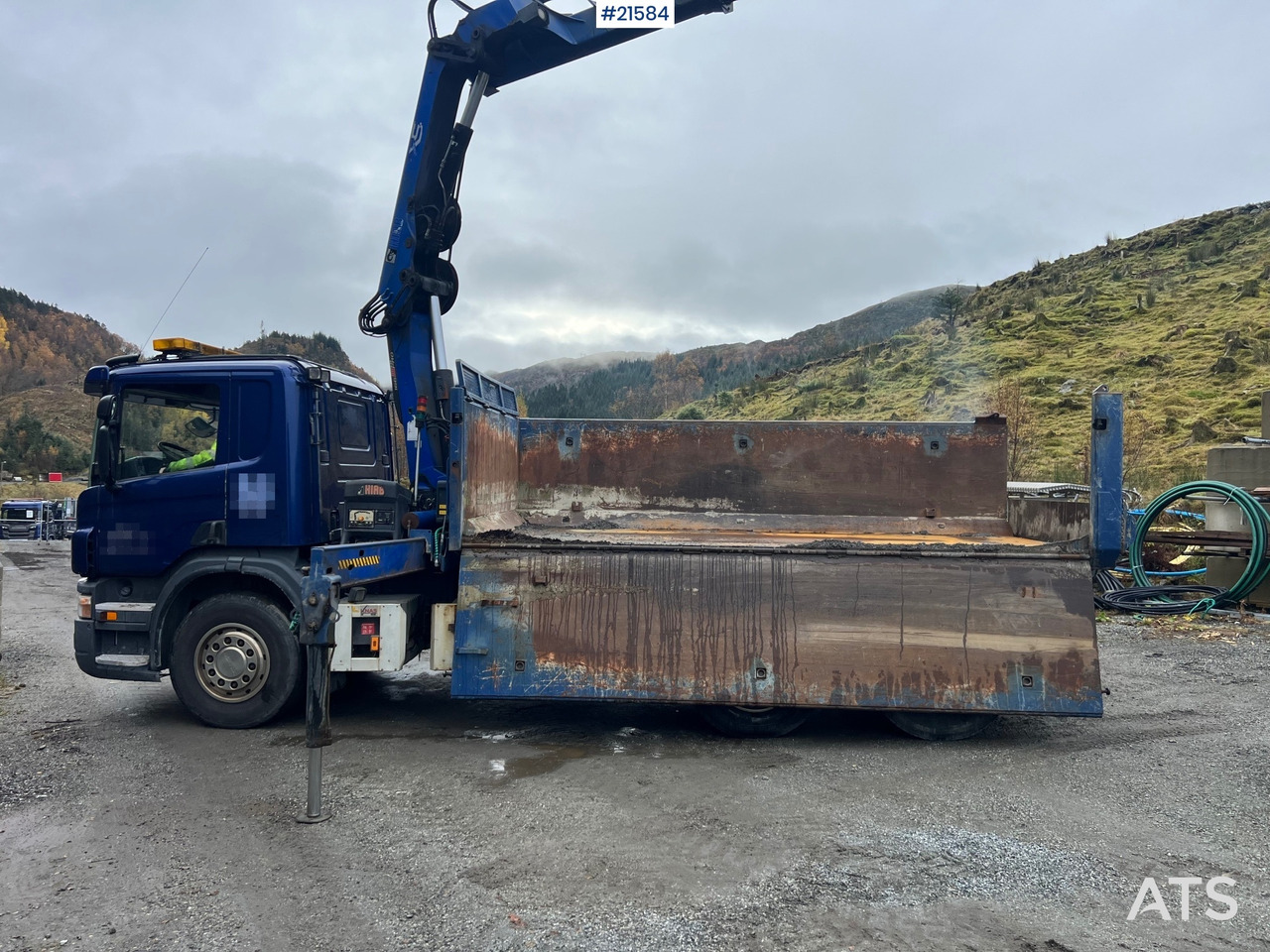 Scania P380 6x2 kranbil m/tipp, m/14t/ og m/Hiab kran - Camión grúa: foto 1 Scania P380 6x2 kranbil m/tipp, m/14t/ og m/Hiab kran - Camión grúa: foto 1