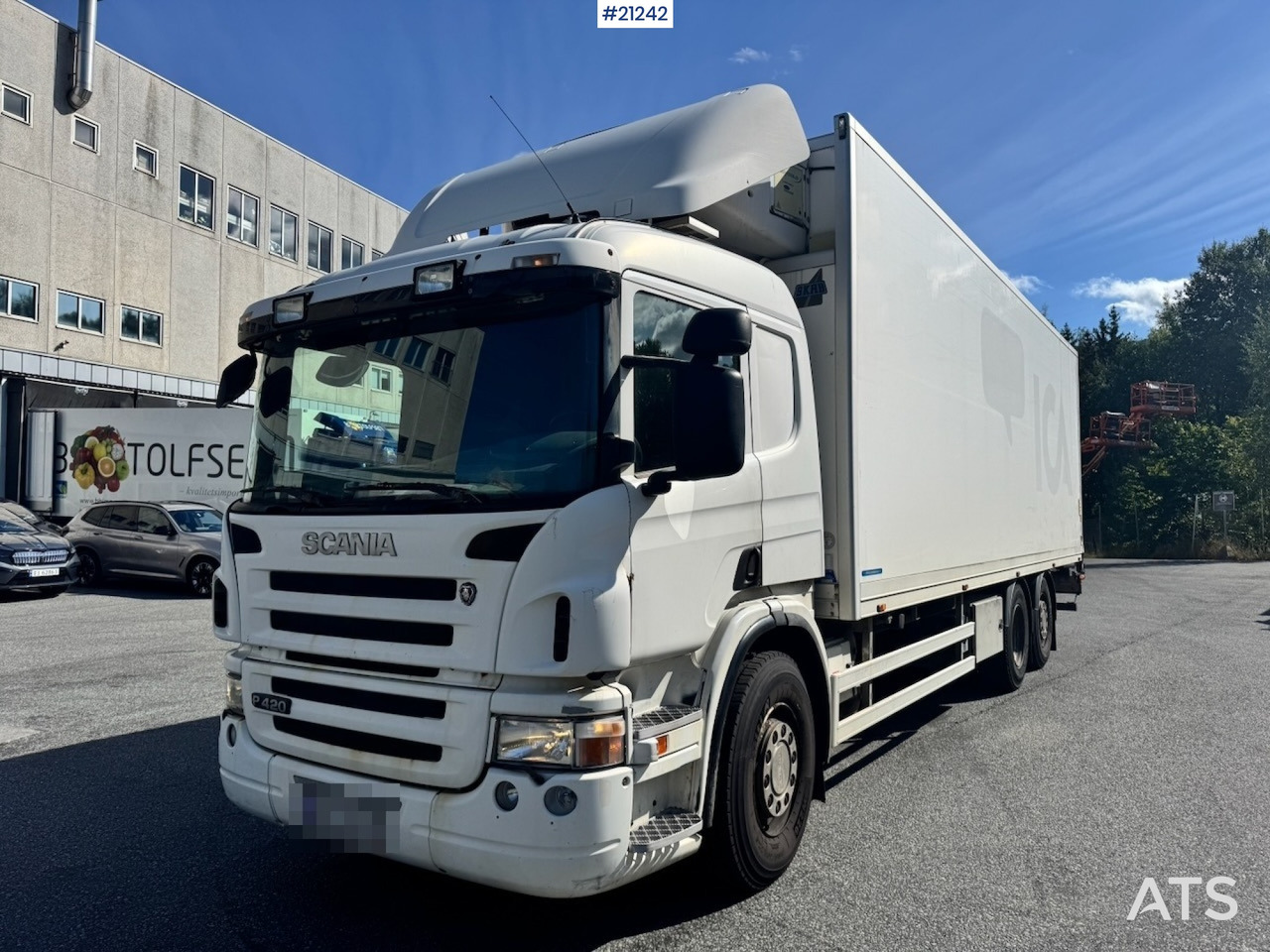 Scania P420 - Camión frigorífico: foto 1 Scania P420 - Camión frigorífico: foto 1