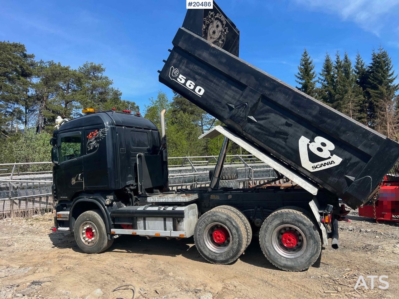 Camión volquete Scania R560: foto 17