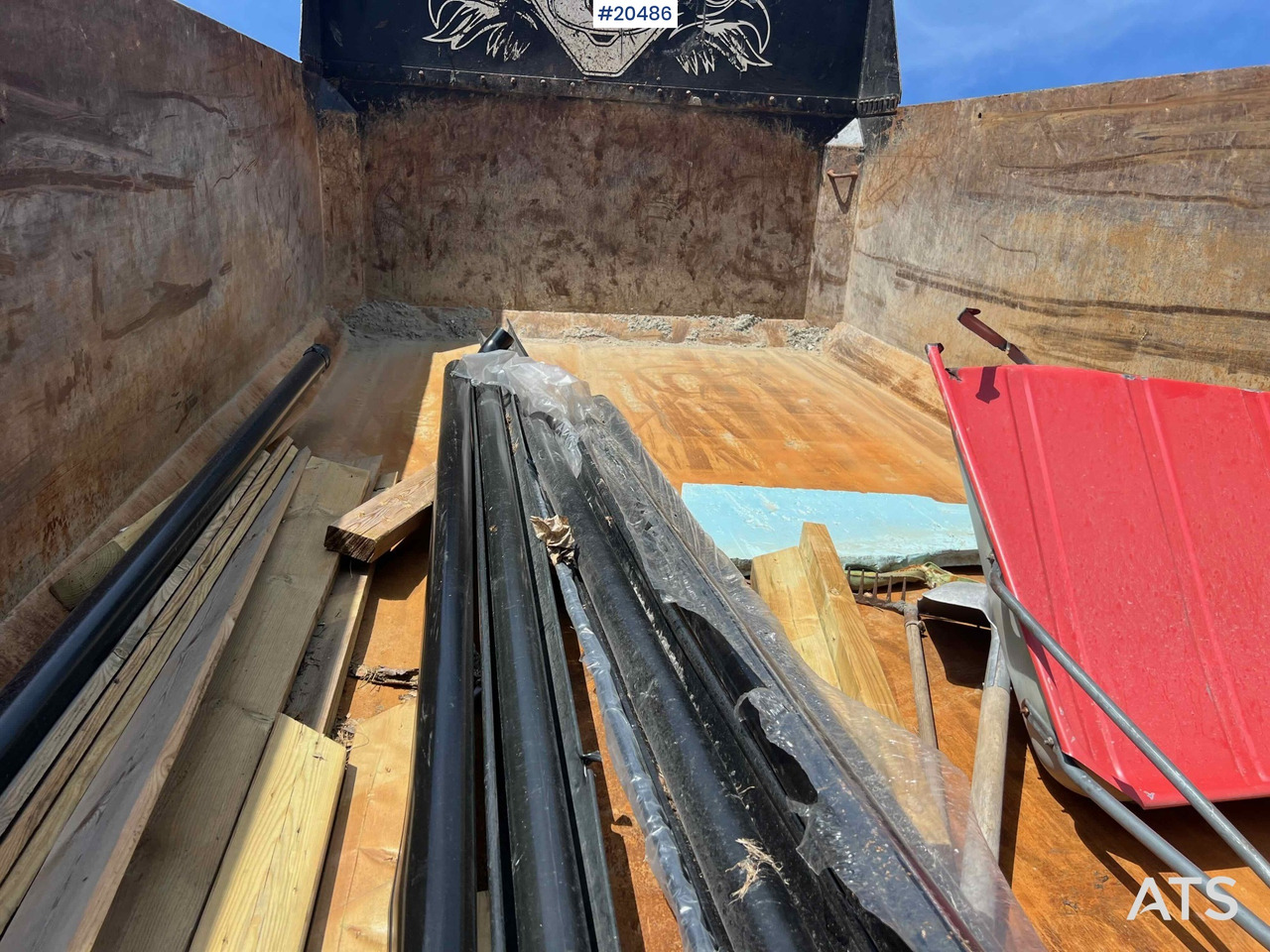 Camión volquete Scania R560: foto 32