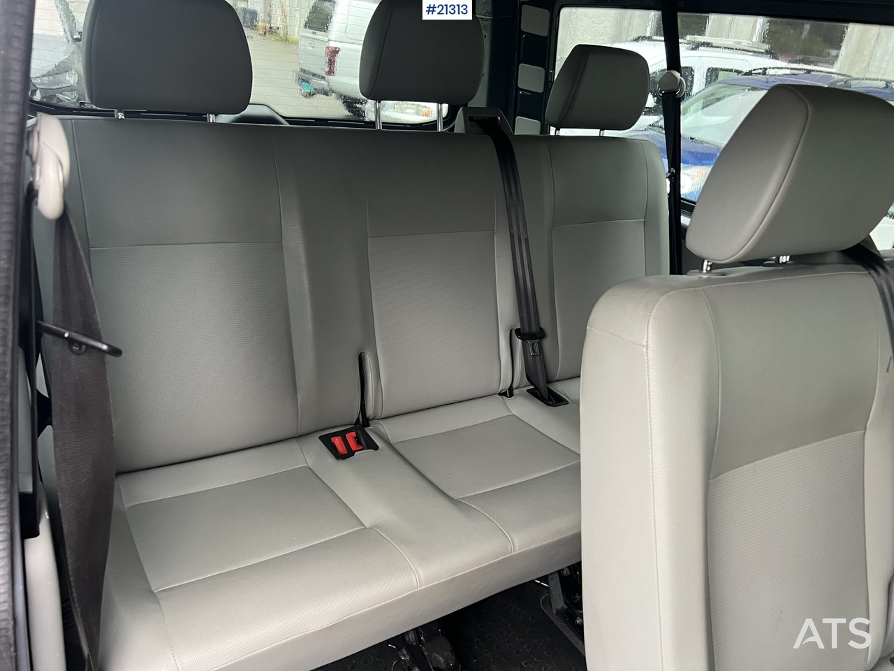 Arrendamiento de Volkswagen kombi 9 seter minibuss Volkswagen kombi 9 seter minibuss: foto 34 Arrendamiento de Volkswagen kombi 9 seter minibuss Volkswagen kombi 9 seter minibuss: foto 34