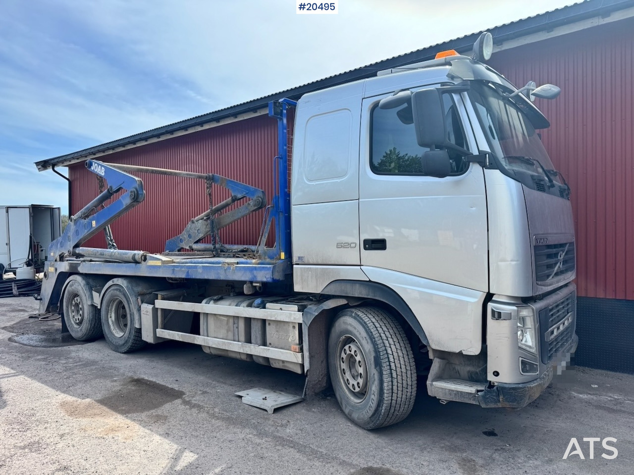 Volvo FH520 - Camión portacontenedor de cadenas: foto 2 Volvo FH520 - Camión portacontenedor de cadenas: foto 2
