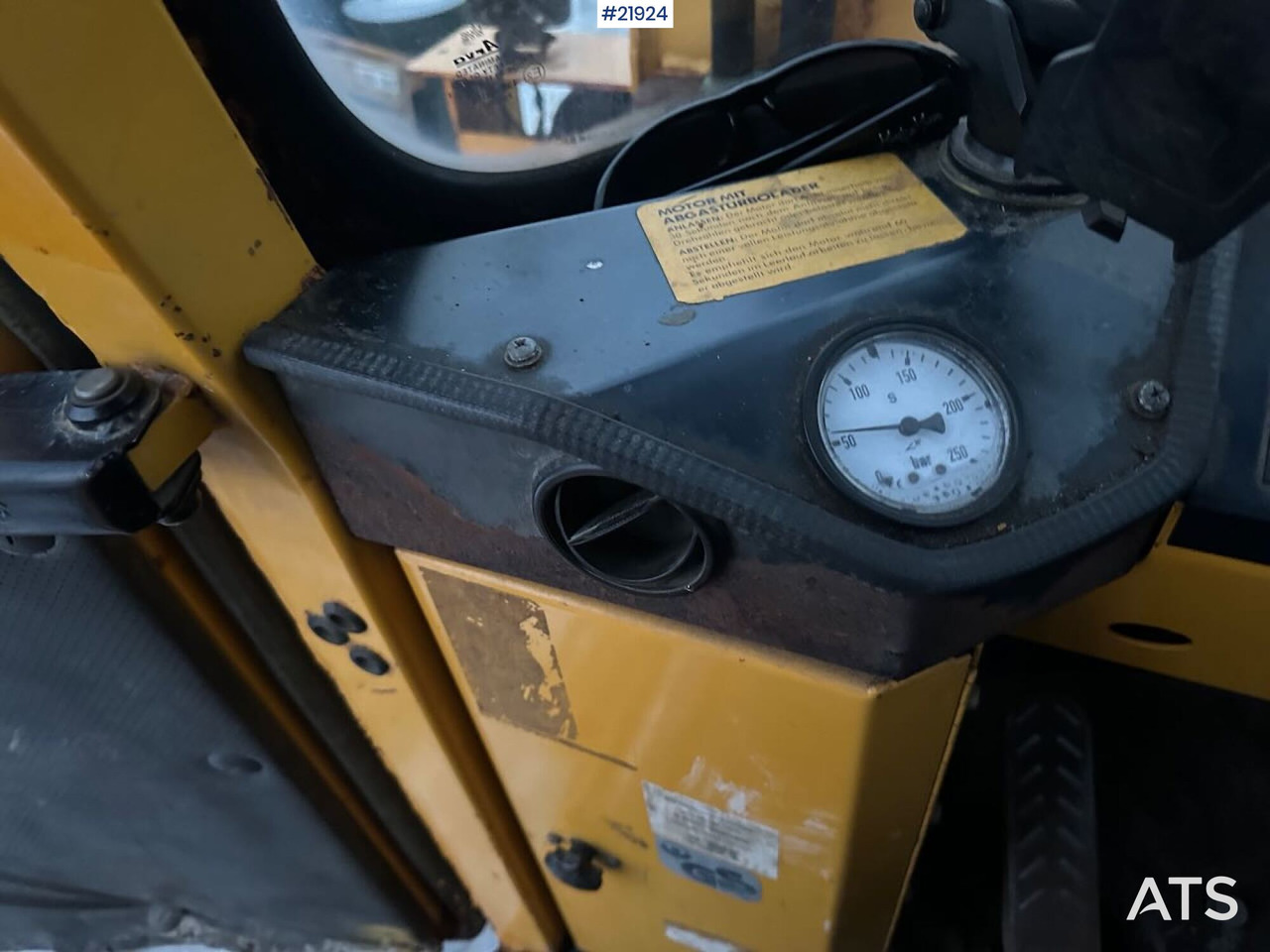 Cargadora de ruedas Volvo L70 hjullaster med klappvinge, pallegafler og planeringsskuffe: foto 29