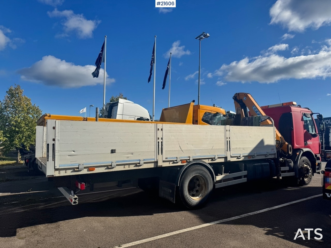 Volvo Volvo FE320 4x2 Kranbil m/ Effer 145 Kran - Camión grúa: foto 3 Volvo Volvo FE320 4x2 Kranbil m/ Effer 145 Kran - Camión grúa: foto 3