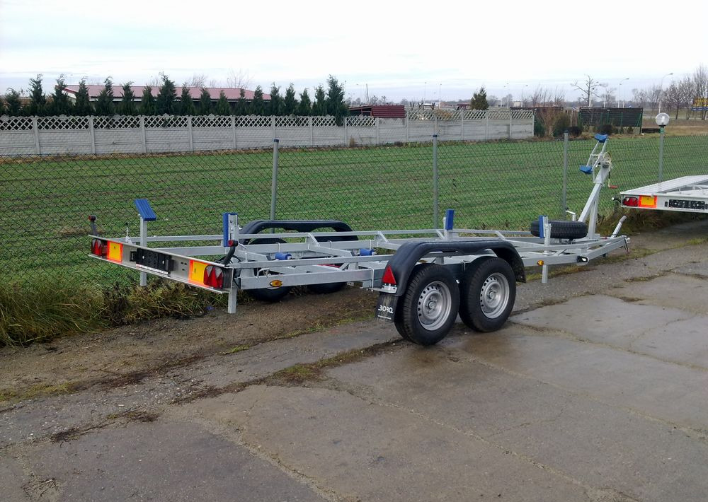 Boro PRZYCZEPA POD ŁÓDŹ! 7,30M! - Remolque para barco: foto 2 Boro PRZYCZEPA POD ŁÓDŹ! 7,30M! - Remolque para barco: foto 2