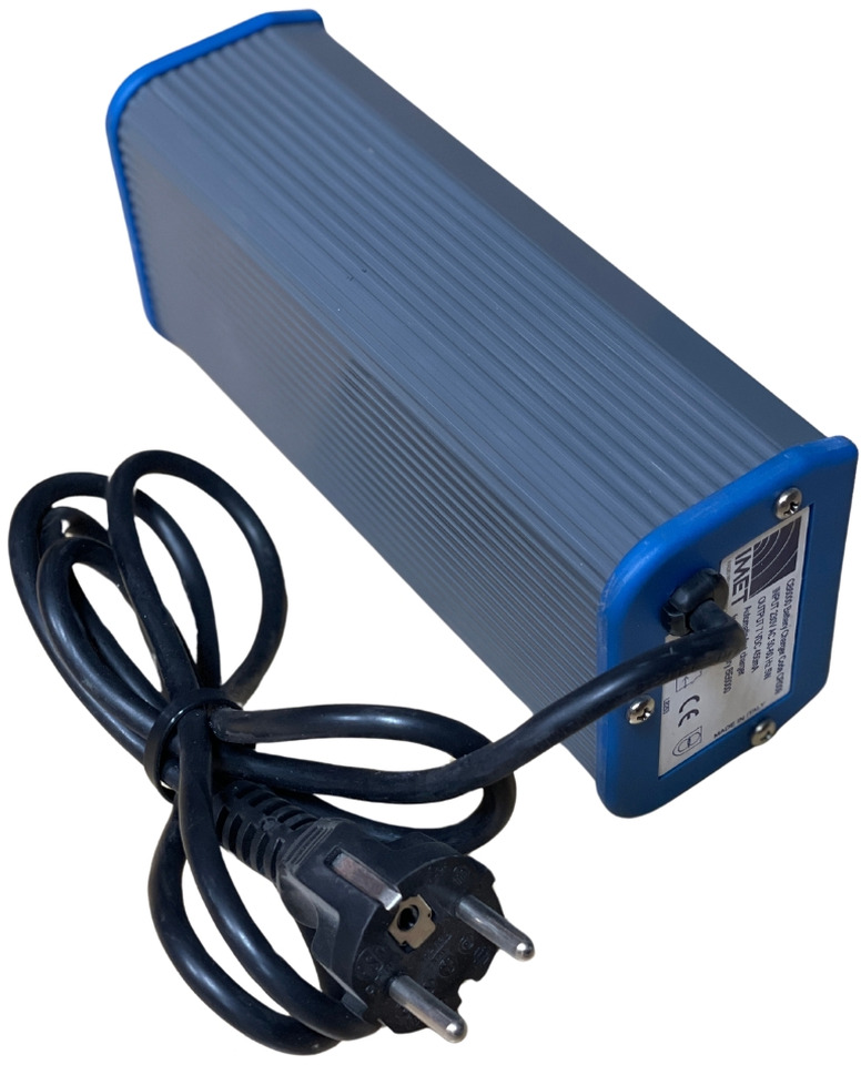 Cargador original Imet enchufe CB6000 - Sistema eléctrico para Grúa para camión: foto 1 Cargador original Imet enchufe CB6000 - Sistema eléctrico para Grúa para camión: foto 1