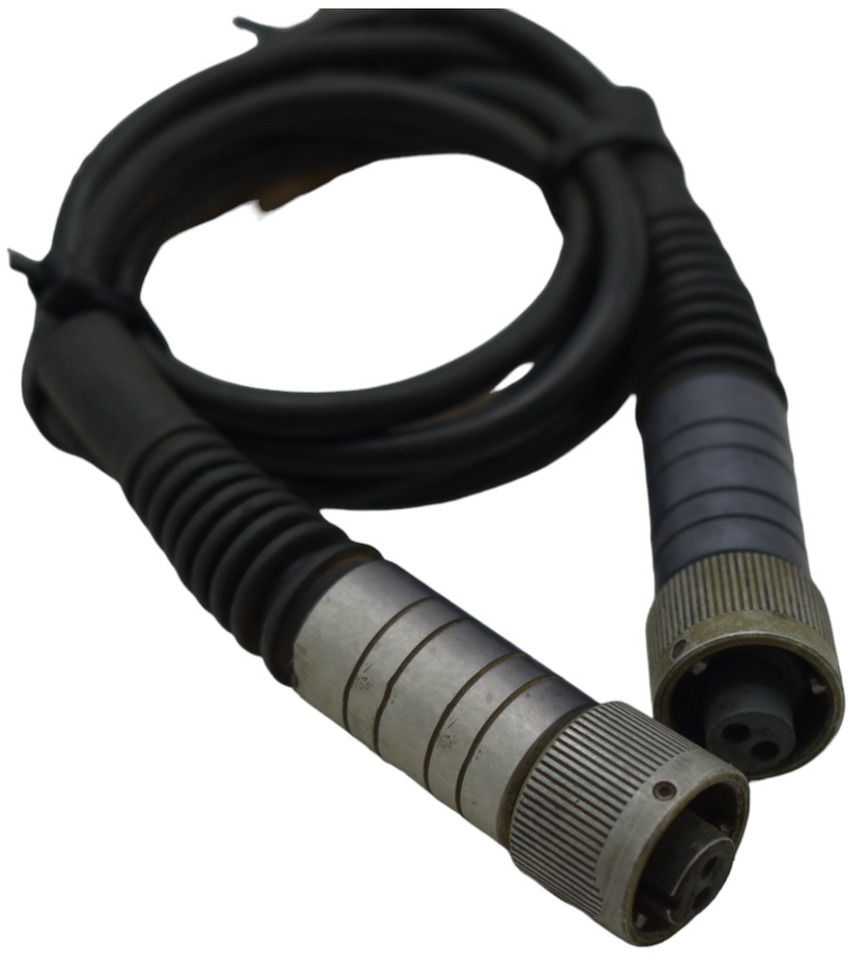 HIAB power cable 9823034 - Recambio para Grúa para camión: foto 1 HIAB power cable 9823034 - Recambio para Grúa para camión: foto 1