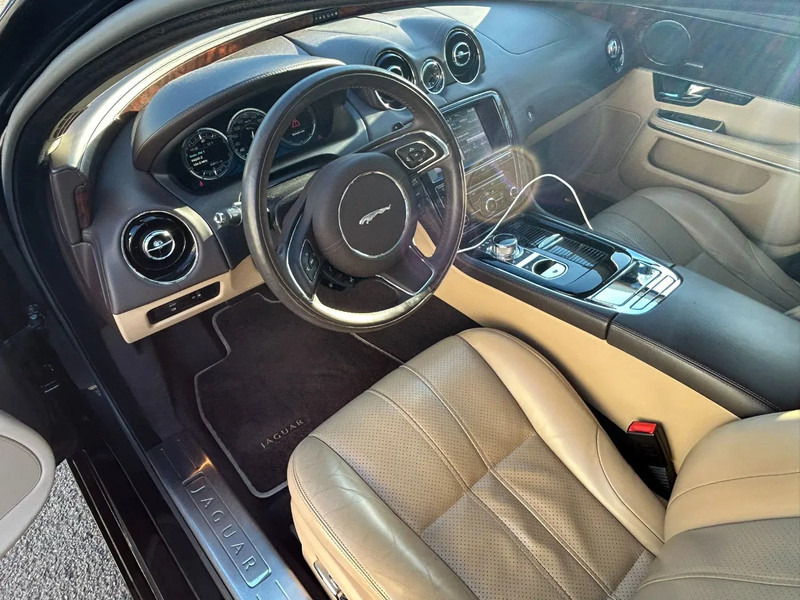Berlina Jaguar XJ 3.0 V6D 275 PK /AUTOM / PANO DAK / VOL LEDER / MERIDAN / EXPORT PRICE: foto 15