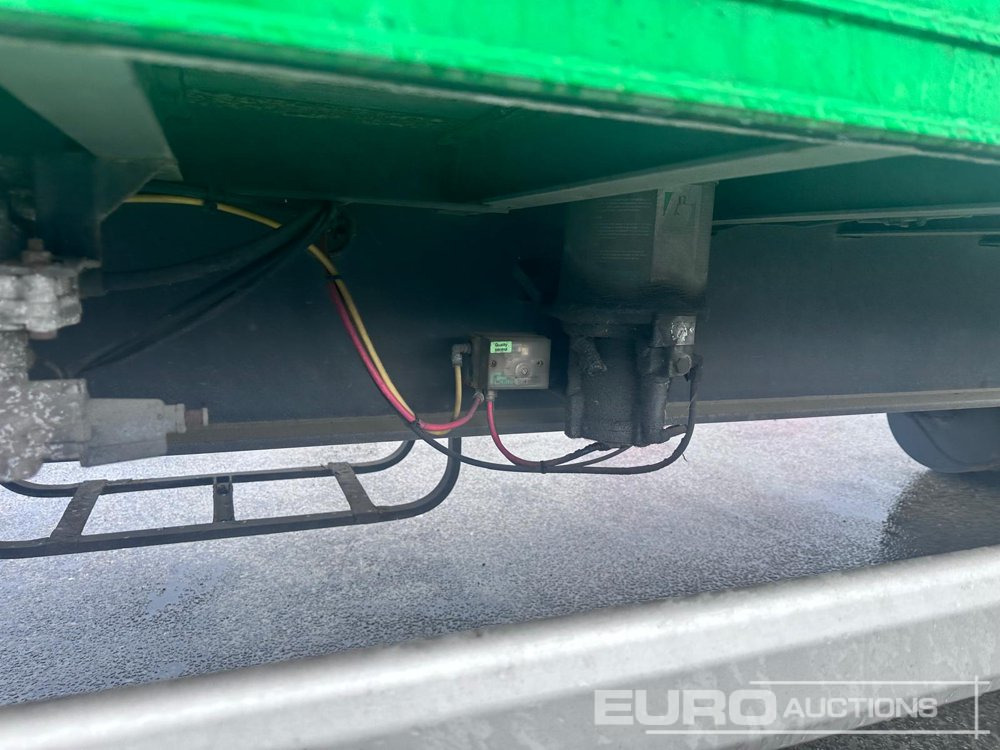 Equipo de construcción 2002 Floor Box Trailer, 2 Axle, Rolldoor, Taillift (Dutch Reg. Docs): foto 9