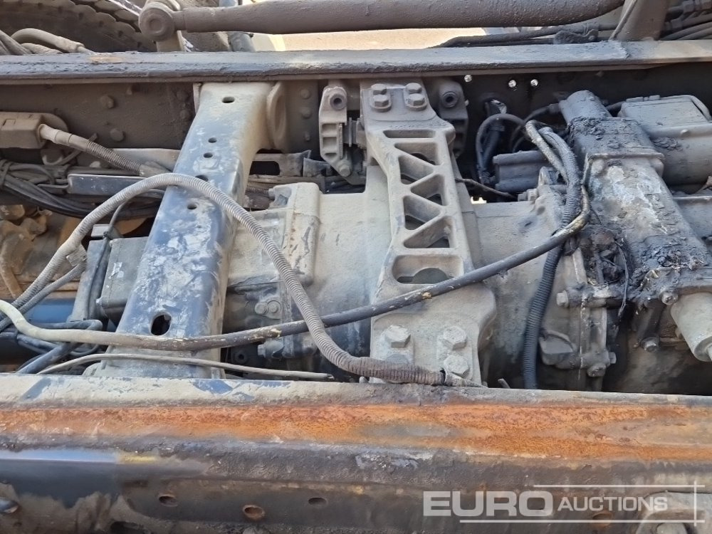 Camión chasis 2008 Scania P380: foto 17